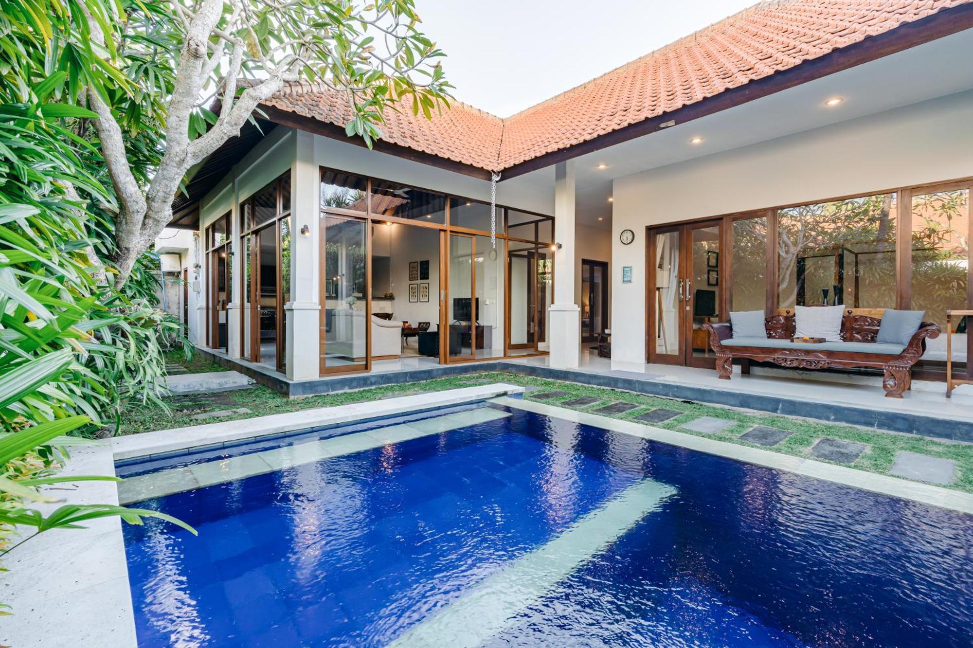Mahayana Villa Batu Belig - Close To The Beach Canggu  Exterior photo