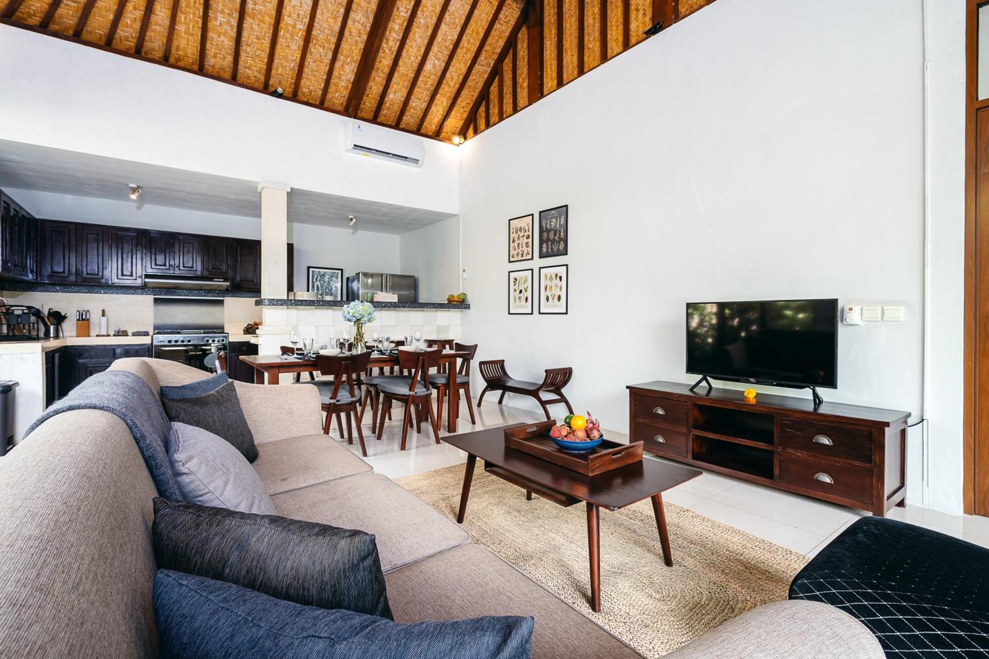 Mahayana Villa Batu Belig - Close To The Beach Canggu  Exterior photo