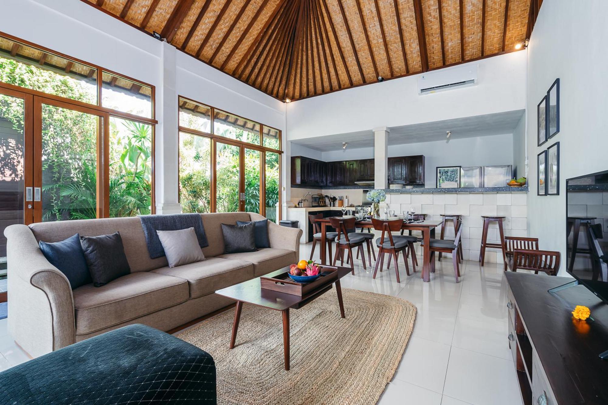Mahayana Villa Batu Belig - Close To The Beach Canggu  Exterior photo