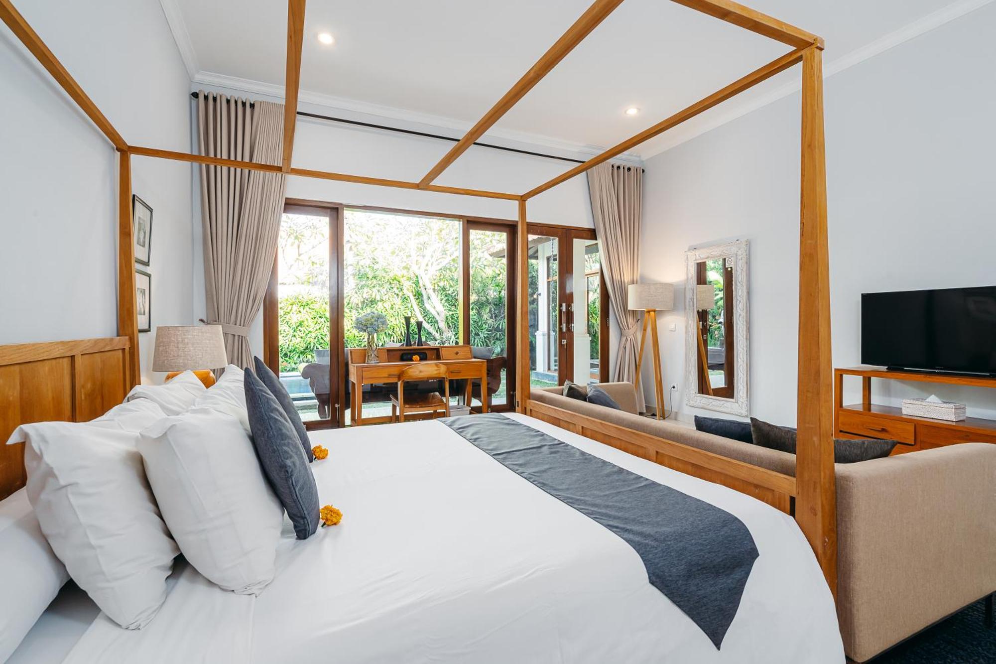 Mahayana Villa Batu Belig - Close To The Beach Canggu  Exterior photo